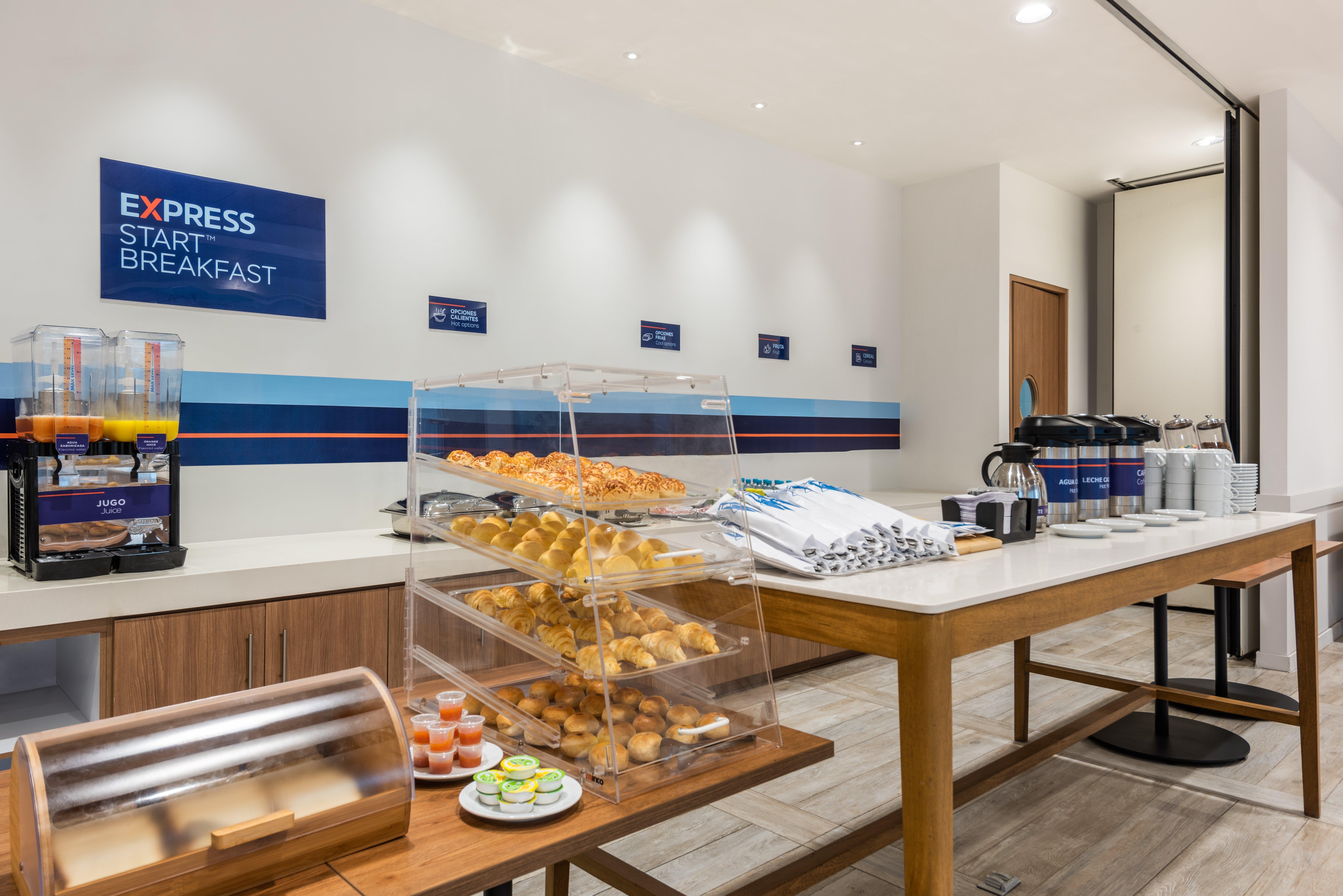 Holiday Inn Express Cartagena Manga By Ihg Екстер'єр фото